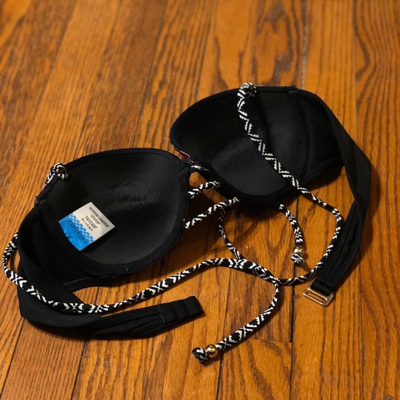 ❌SOLD❌🦋 5/$25!  曆 2 piece push-up black bikini - Picture 4 of 8